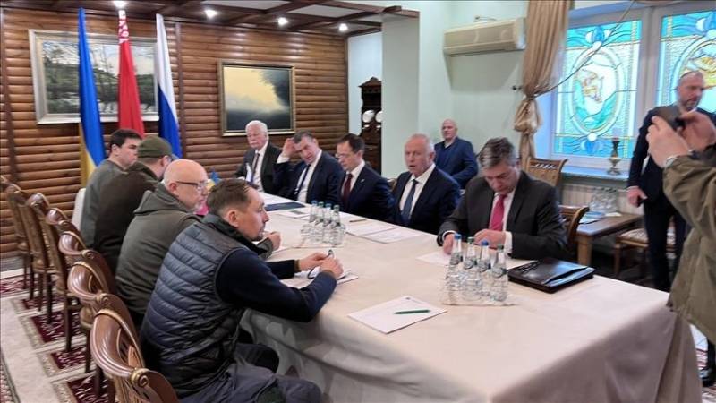 3rd round of talks between Russia, Ukraine kicks off