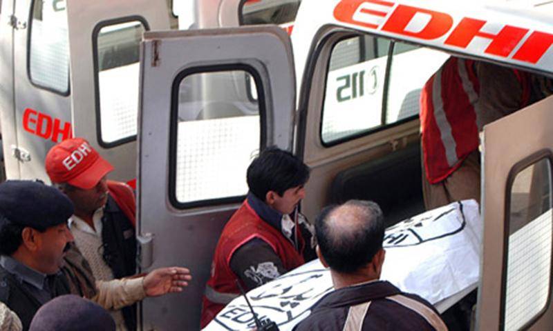 Sehwan: Four people killed in collision between two coaches