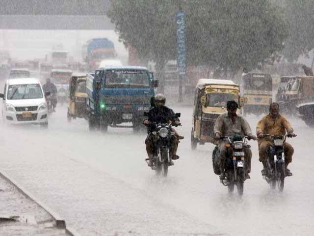 Monsoon rain spell claims four lives in Karachi