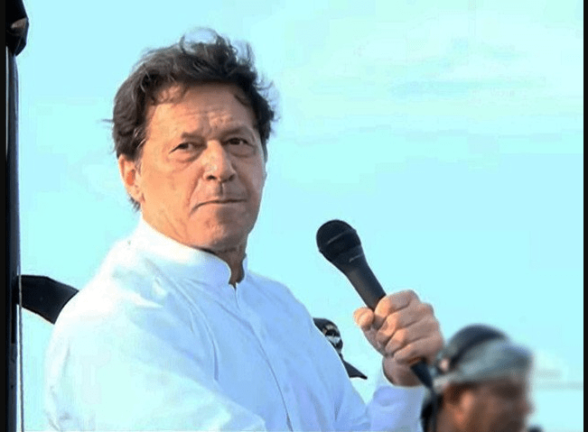 PEMRA submits record of Imran Khan’s speech in contempt case