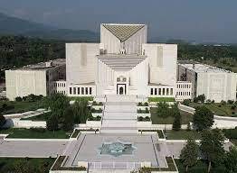 Supreme Court hears Imran Khan's challenge to NAB amendment