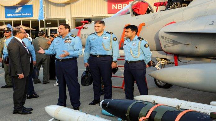 Air Chief witnesses Bahrain International Air Show 2022