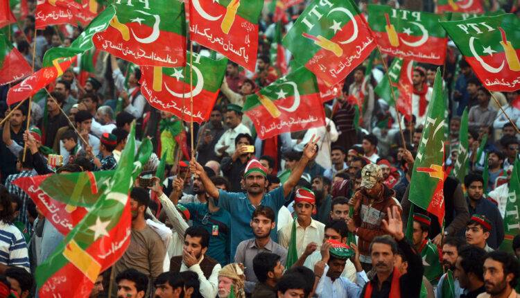 Caravans gather in Pindi for PTI 'power show'