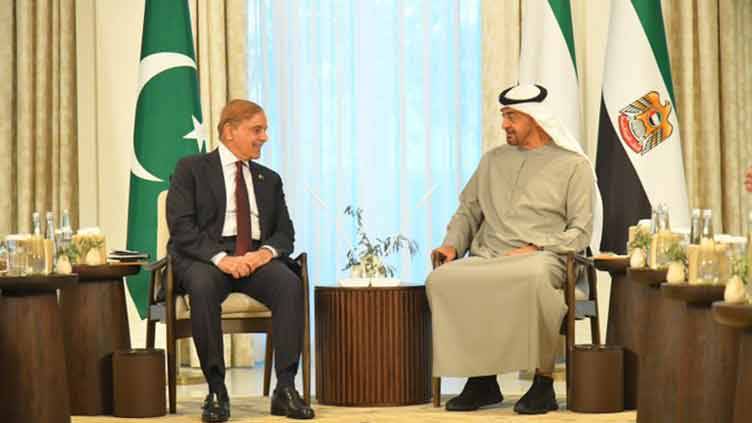 UAE rolls over $2bn Pakistan debt, announces additional $1bn loan