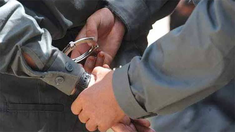 Absconder in murder case arrested at Lahore airport