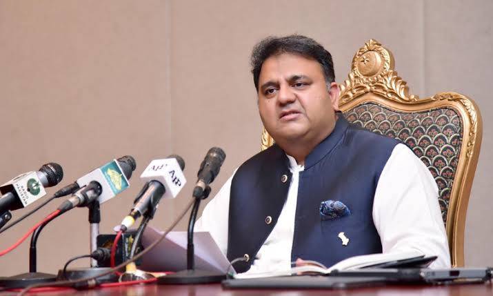 Lahore court bars police from arresting Fawad Chaudhry