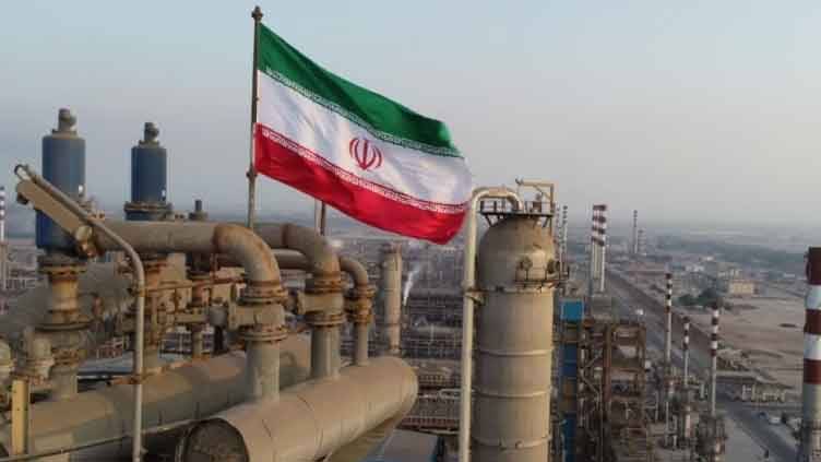 امریکی پابندیوں کے دوبارہ نفاذ کے بعد ایران کی تیل کی برآمدات بلند ترین سطح پر پہنچ گئی ہیں۔