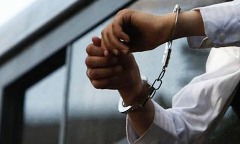 FIA official arrested for taking bribe from Chinese national