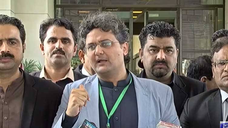 Faisal Javed urges CJP to take notice of 'plight' of women prisoners