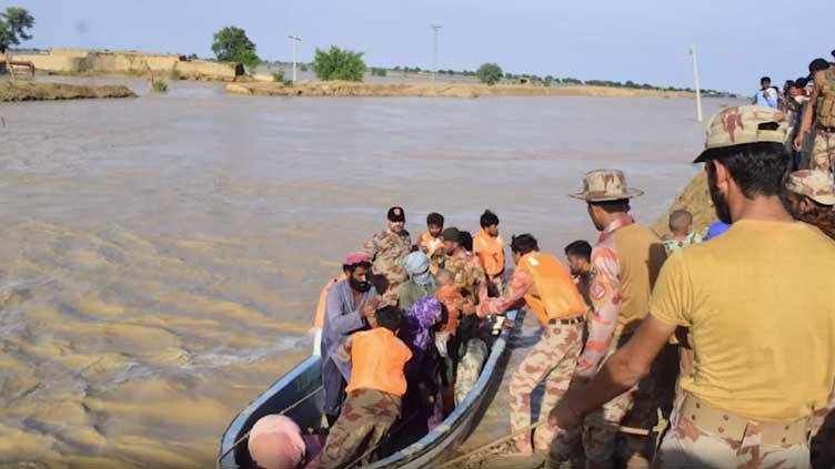 Pakistan Army continues relief activities in flood-hit areas