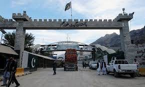Torkham border closure prolongs as authorities fail to sort out clash