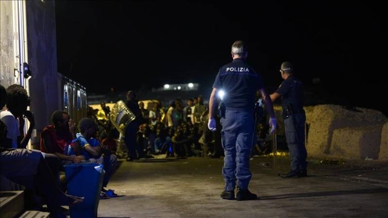 Migrants’ arrivals pause in Lampedusa, but Italy lacks plan
