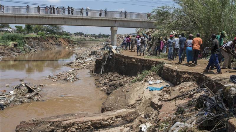Death toll hits 160 in Kenya as El Nino floods wreak havoc