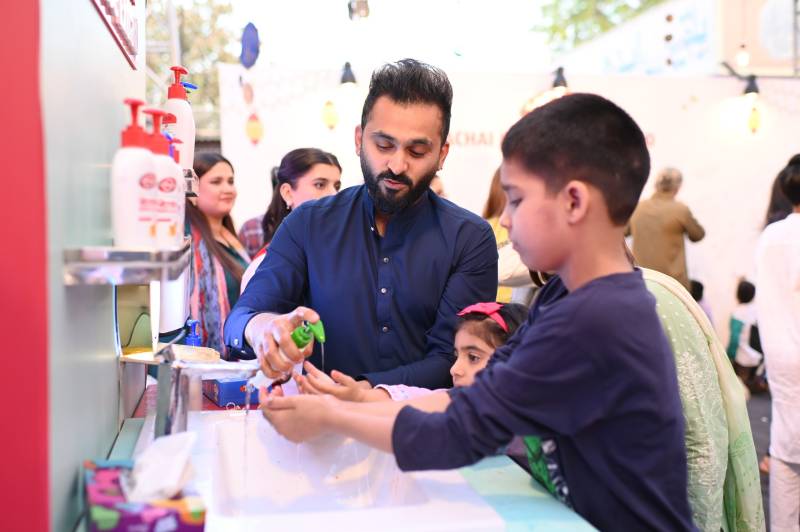Lifebuoy’s ‘Achayi Ka Haath Barhao’ campaign inspires generosity this Ramzan