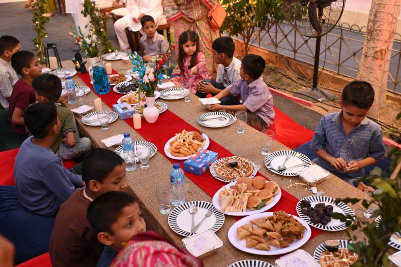 Lifebuoy’s ‘Achayi Ka Haath Barhao’ campaign inspires generosity this Ramzan