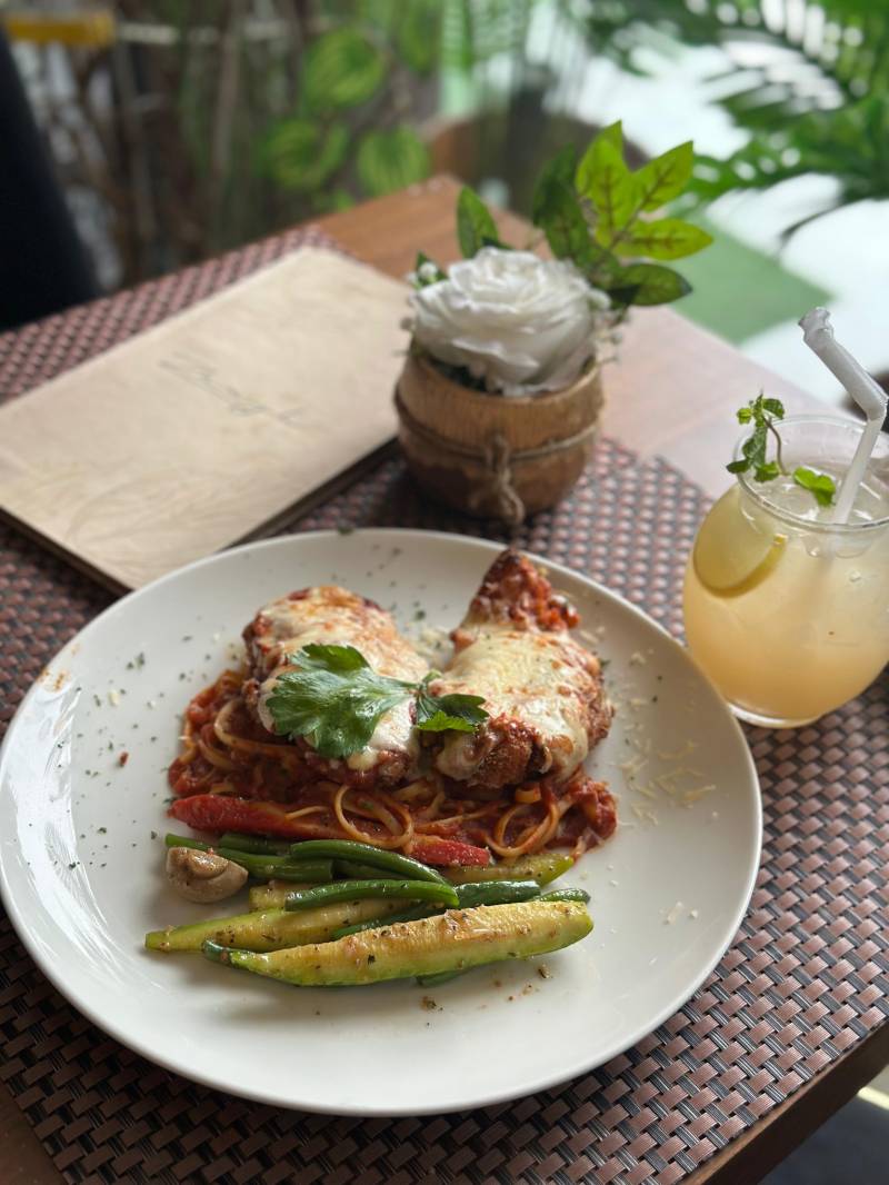 The delicate boldness of Zaajh: A culinary hideout in Raya Fairways