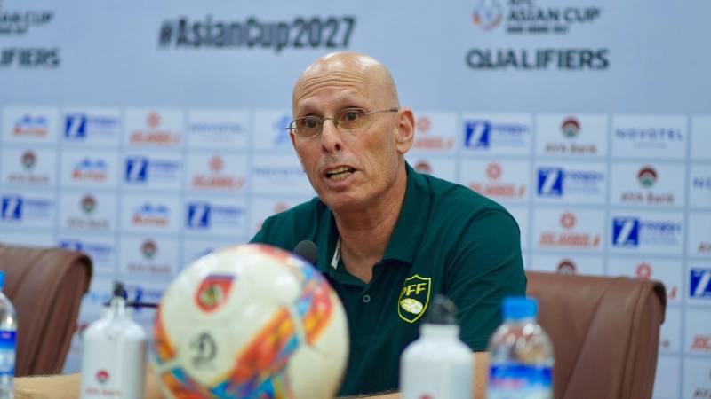 Pakistan will fight to win against Myanmar: Stephen Constantine