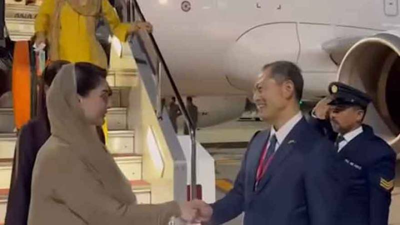 CM Maryam receives warm welcome on arrival in Japan