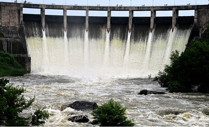 Rawal Dam spillways open after water level reaches 1,751 feet