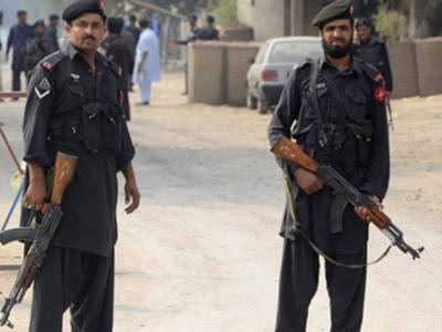 Bomb blasts kill one, wound 11 near Peshawar