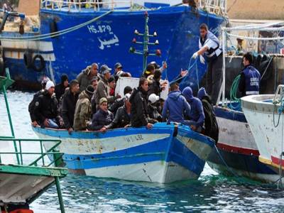 Around 200 missing as boat capsizes near Tunisia