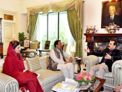 Rehman, Hina call on Prime Minister