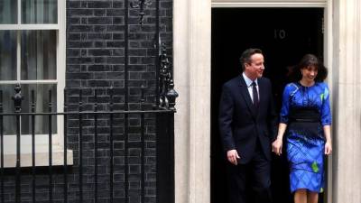 Cameron pulls off shock victory to become British PM again