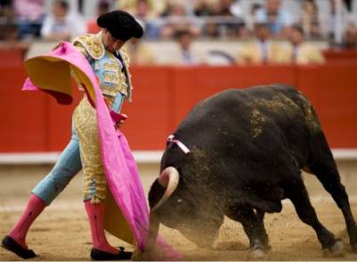 Spanish matador fatally gored, first time since 1985