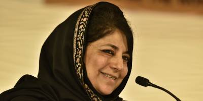'Give me one chance,' Mehbooba Mufti appeals to protesters in Kashmir