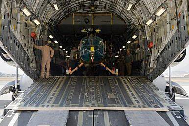 US provides four helicopters to Afghanistan