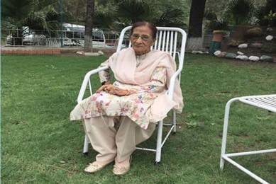 Pak movement veteran Fatima Sughra dies at 86