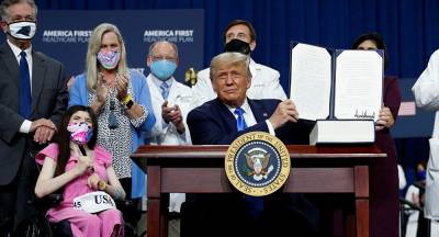Trump signs 'historic' order outlining administration's health care plan