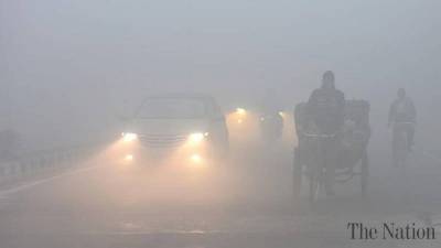 Dense fog disrupts road, air traffic in parts of Punjab