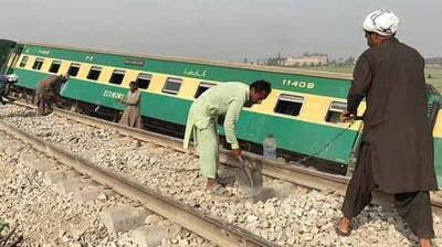 Three bogies of train derailed in Khanpur