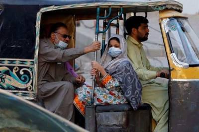 Pakistan reports 392 fresh Covid-19 cases in last 24 hours