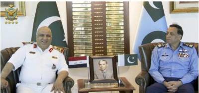 Commander Iraqi Navy calls on Air Chief