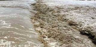 High level of flood reaches Nala dike in Gujranwala