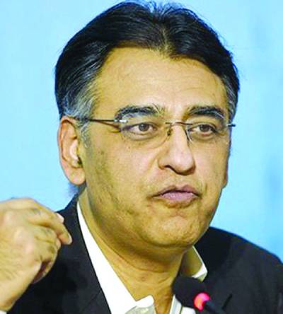 PTI's Asad Umar claims police van visited his house