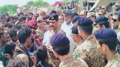 Corps Commander Quetta visits flood-affected areas, boost morals of people