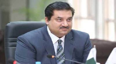 Khurram Dastgir visits flood relief camp to distribute ration bags