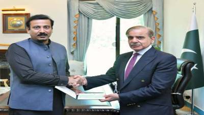 Maritime Affairs ministry donates Rs 10 mln for PM’s flood relief fund