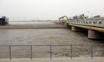Indus water level drops to medium flood at Kotri