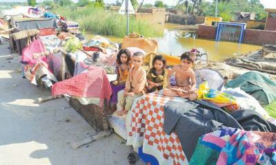 Waterborne diseases spread among flood victims in Pakistan