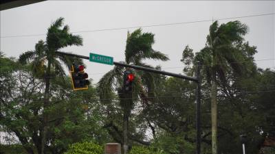 Hurricane Ian brings flooding, destruction as it moves through Florida