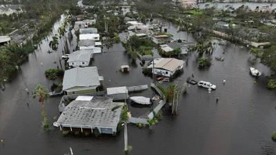 Hurricane Ian leaves wake of destruction in Florida, tracking to South Carolina, Georgia