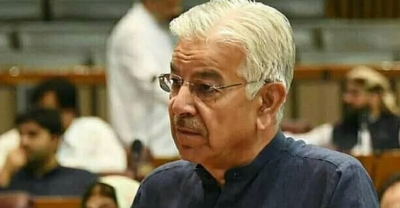 Defence Minister terms Army Chief's appointment ‘a test for President Alvi’