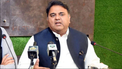 Imran Khan tells PTI lawmakers to prepare for elections, says Fawad Ch
