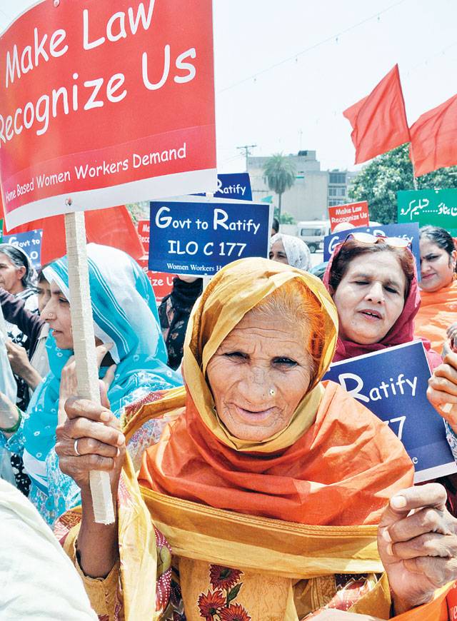 Labourers raise voice for their rights