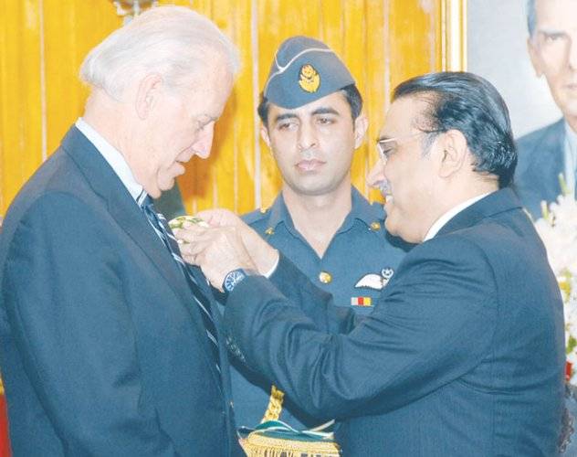 Hilal-i-Pakistan conferred on US VP-elect
