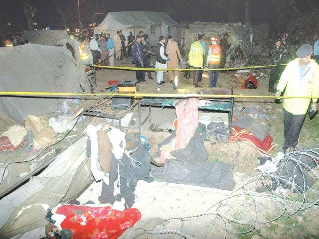 Bomber strikes FC camp in Islamabad